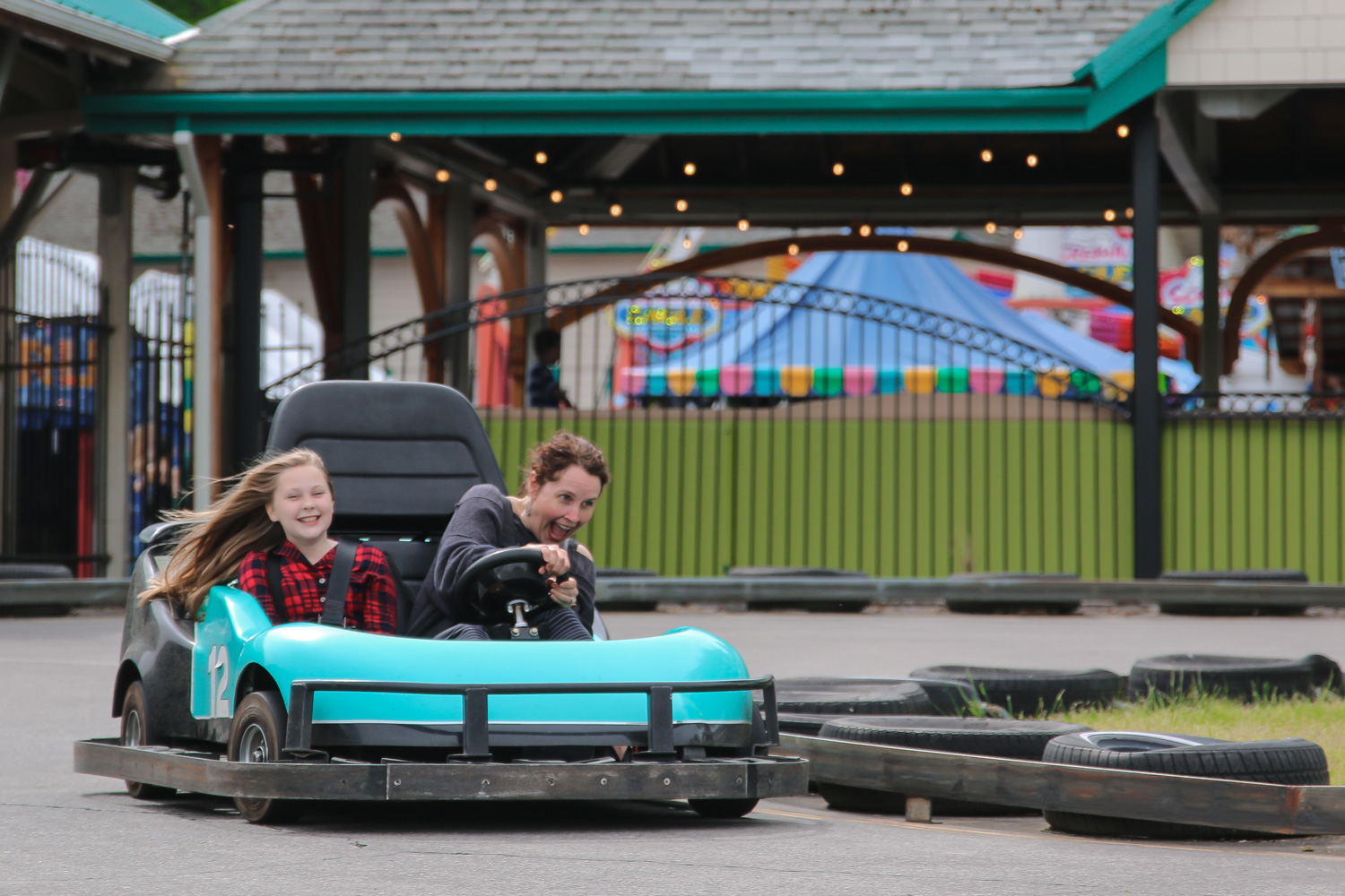 About Oaks Amusement Park